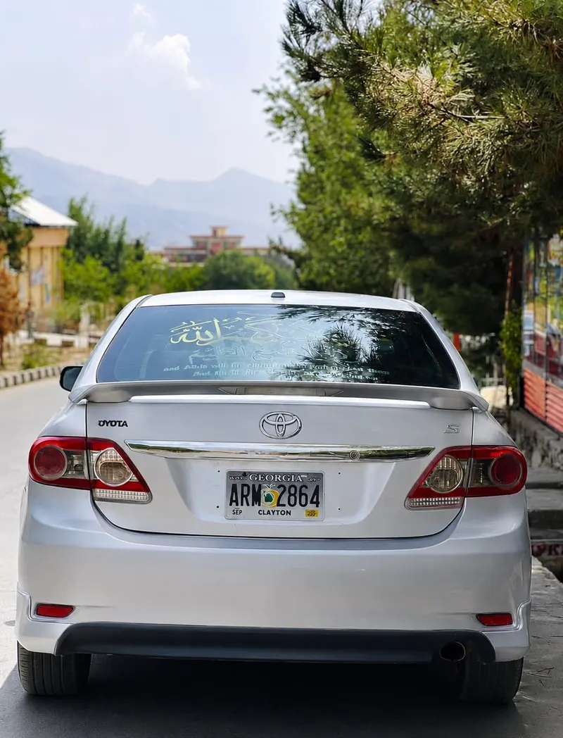 Toyota Corolla 2010 S Class, Full Inside and Outside Ship 2013 (4)