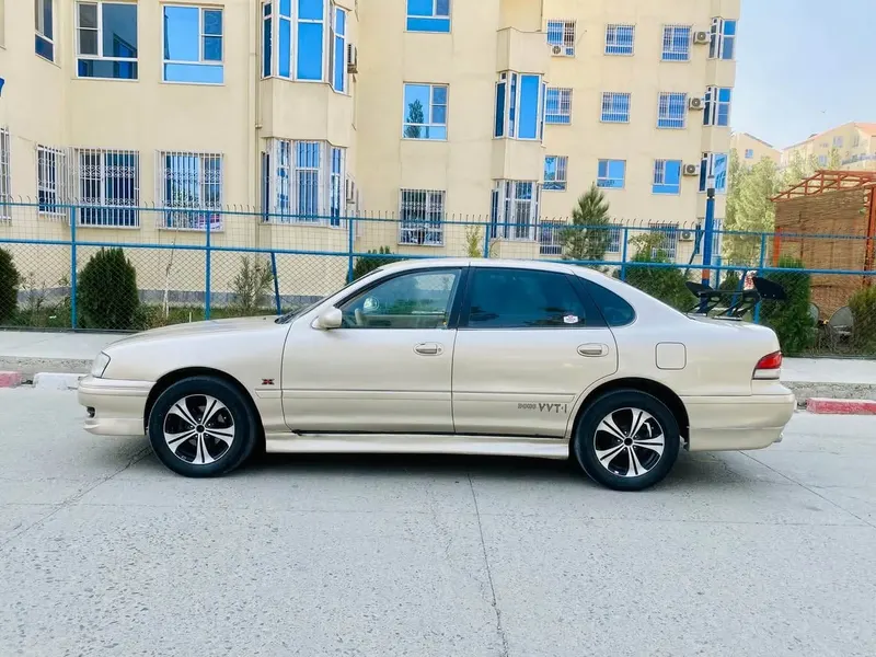 Toyota Corolla Saloon 1997, Gold, 6-Cylinder, Gas (5)