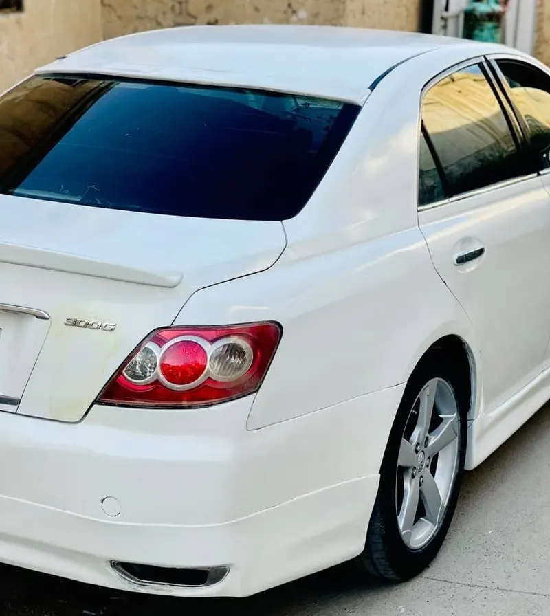 Toyota Mark X G300 2005 (2)