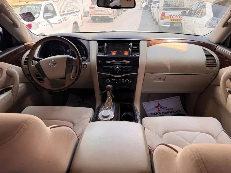 Nissan Patrol Platinum 2013, 8-Cylinder Petrol, Automatic, No Accident (3)