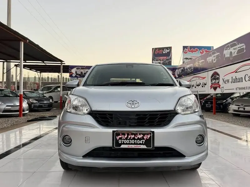 Toyota Paseo 2018, Silver, 33,564 km (1)