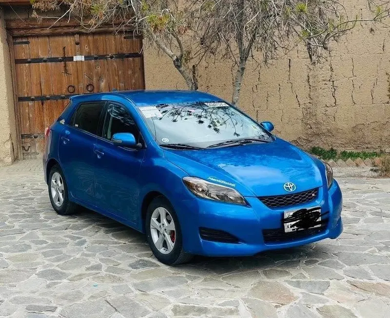 Toyota Matrix 2009 blue, no accident, new tires and wheels (4)
