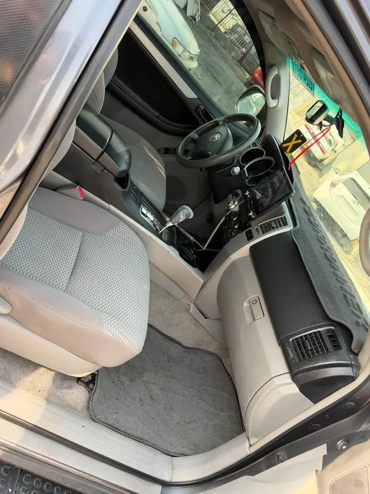 Toyota 4Runner 2007 SR5, 6-Cylinder, Automatic (7)