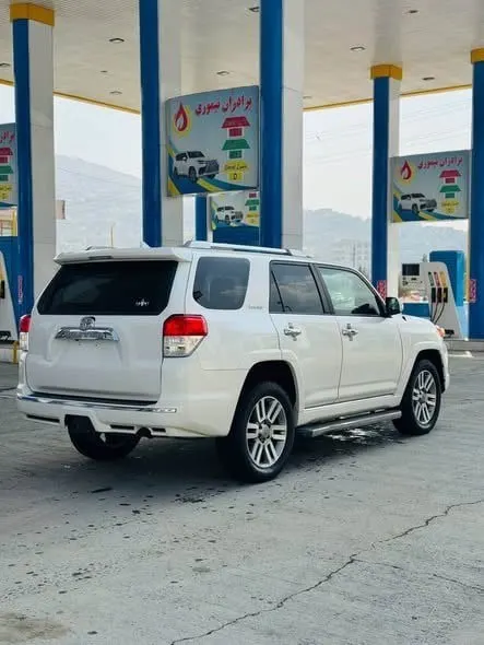 Toyota 4Runner Limited 2011, White, 6-Cylinder (5)