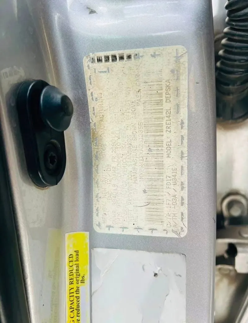 Toyota Corolla 2010 S Class, Full Inside and Outside Ship 2013 (5)