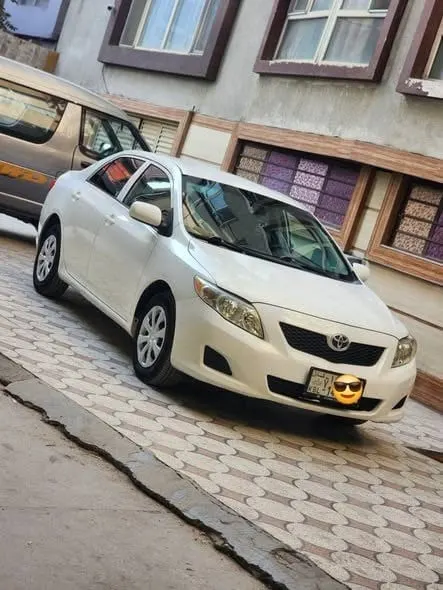 Toyota Corolla 2010 LE, White, No Accident (2)