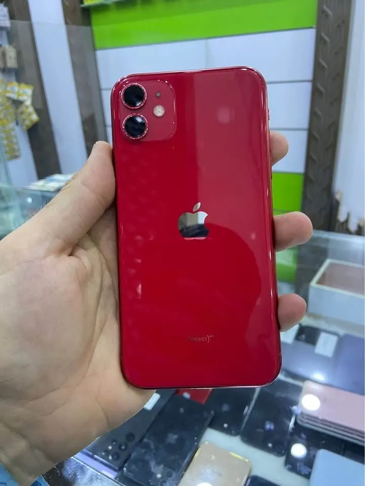 Apple iPhone 11 64GB Red - Used, 5300 AFN (1)