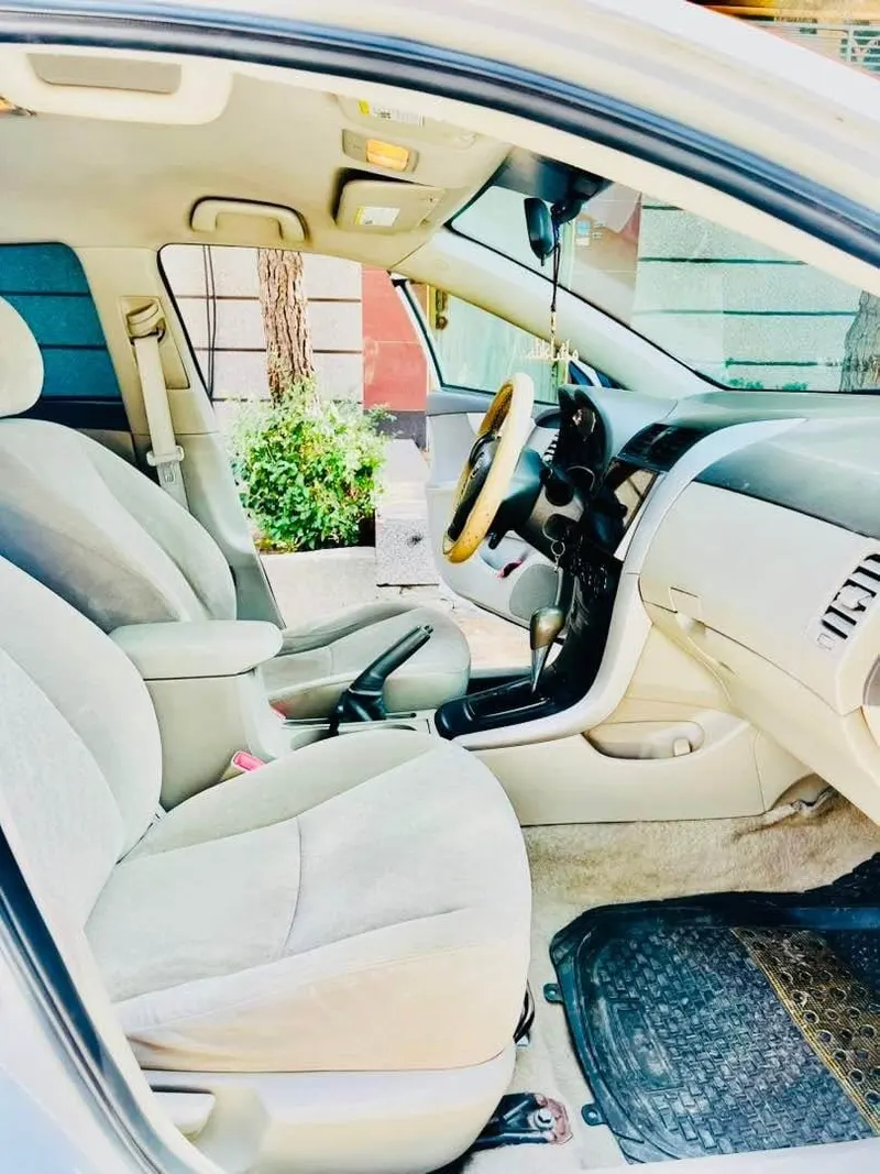 Toyota Corolla 2009, White, Automatic, Clean Documents (3)
