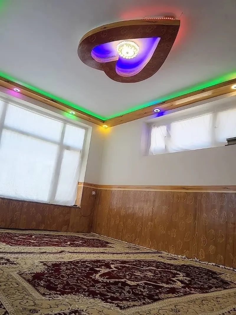 House for Sale in Sar Nawesh, Kabul: 3 Living Rooms, 2 Bathrooms, 200 sqm (3)