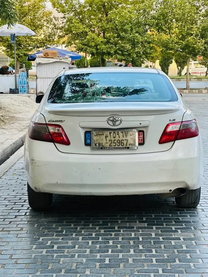 Toyota Camry Sedan 2009, White, 4-Cylinder Petrol (3)