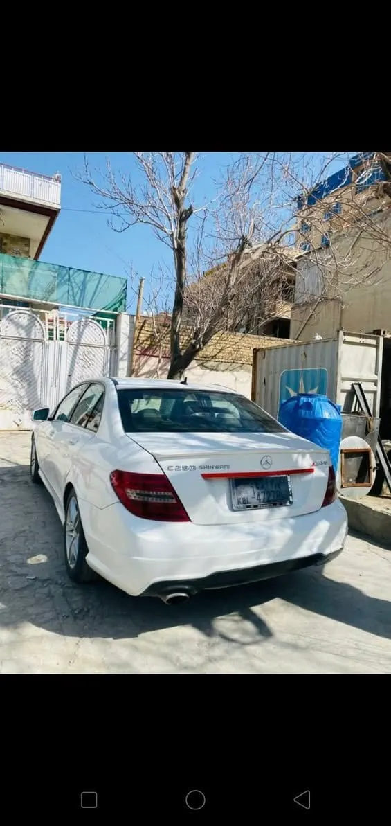 Mercedes-Benz C250 2014, White, Low Mileage, No Accident (2)