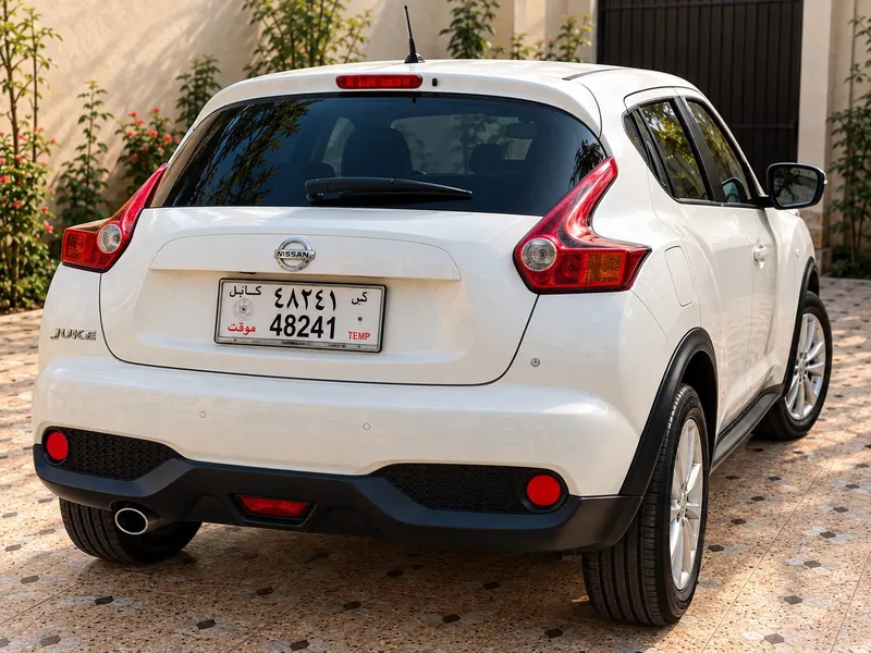 Nissan Juke 2011, 4 cylinder, white, Kabul plates (3)