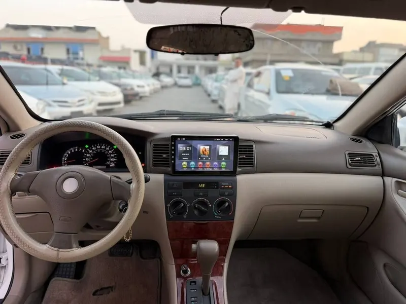 Toyota Corolla 2006 LE white (5)