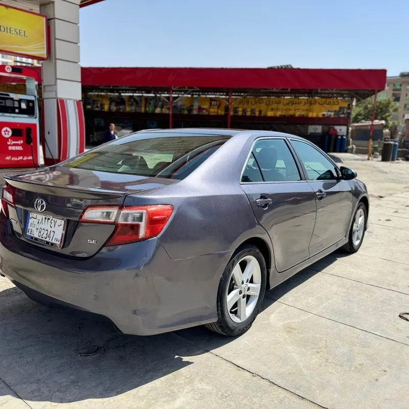 Toyota Camry 2012 Full Option SE, 73,000 km, Clean Documents (4)
