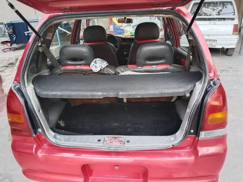 Suzuki Hatchback (3)