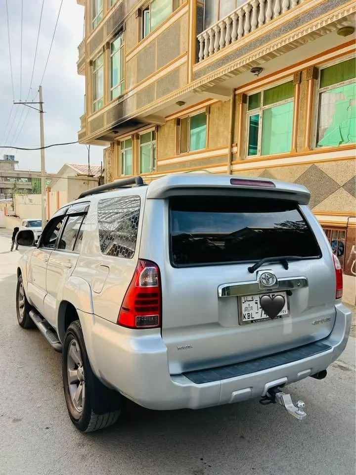 تویوتا 4Runner سپورت ادیشن 2006 رنګ سپین (4)