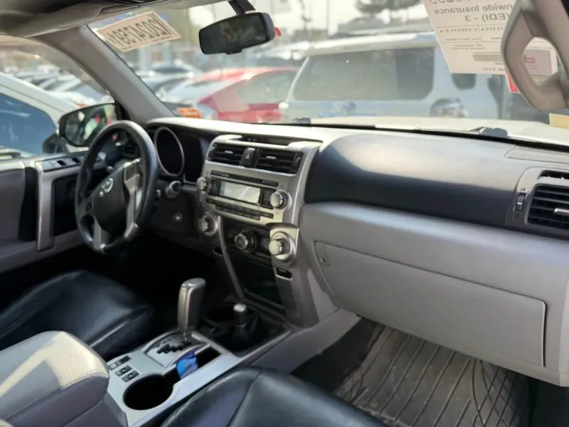 Toyota 4Runner 2011 Silver, Registered in Kabul, No Accident (4)