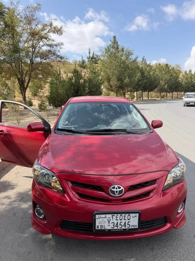 Toyota Corolla S 2013 (2)