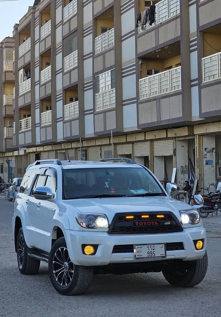 Toyota 4Runner 2005, white, Kandahar (2)