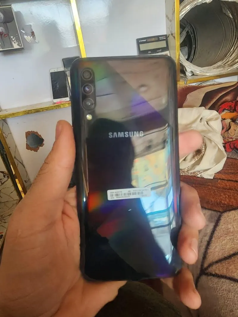 Samsung Galaxy A50s 128GB, 6GB RAM, Dual SIM (1)