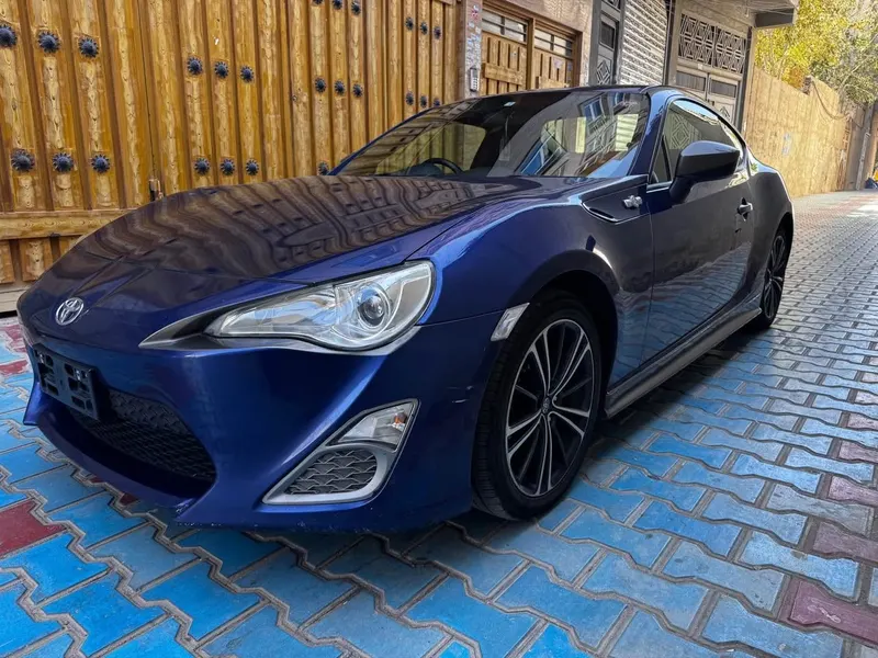 Toyota GT86 2013 Automatic, Container-Like Condition (3)
