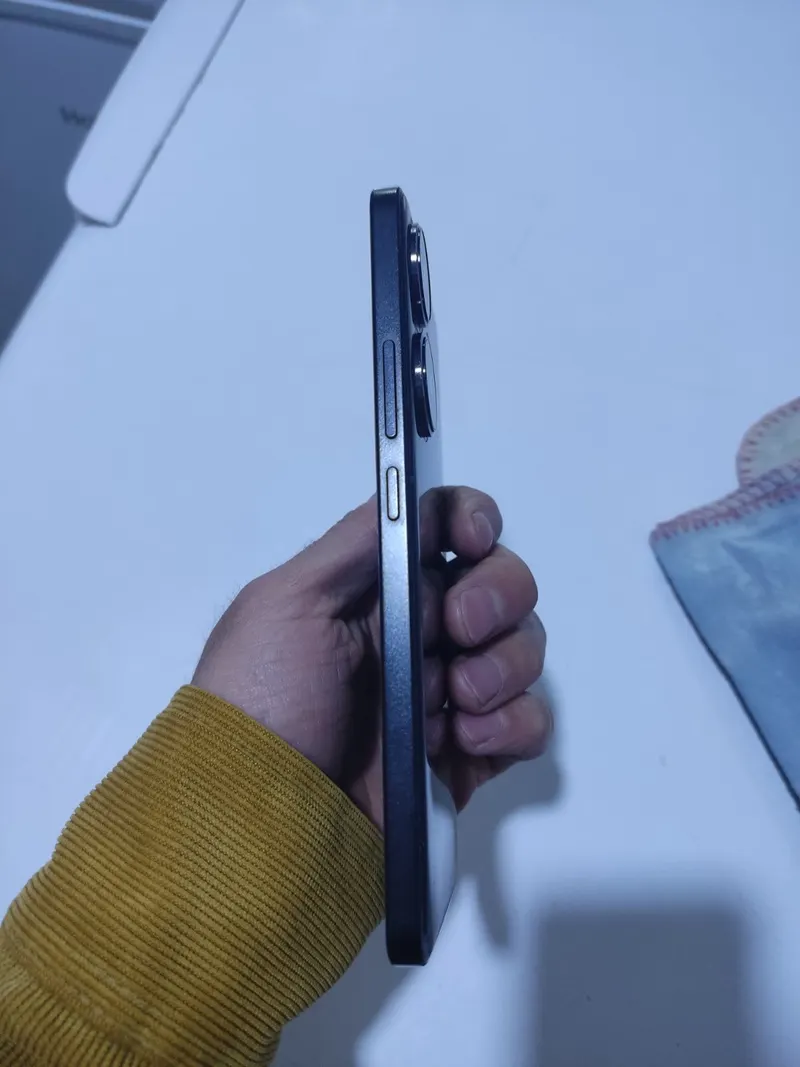 POCO F6 16GB RAM 512GB Snapdragon 8s Gen3 (4)