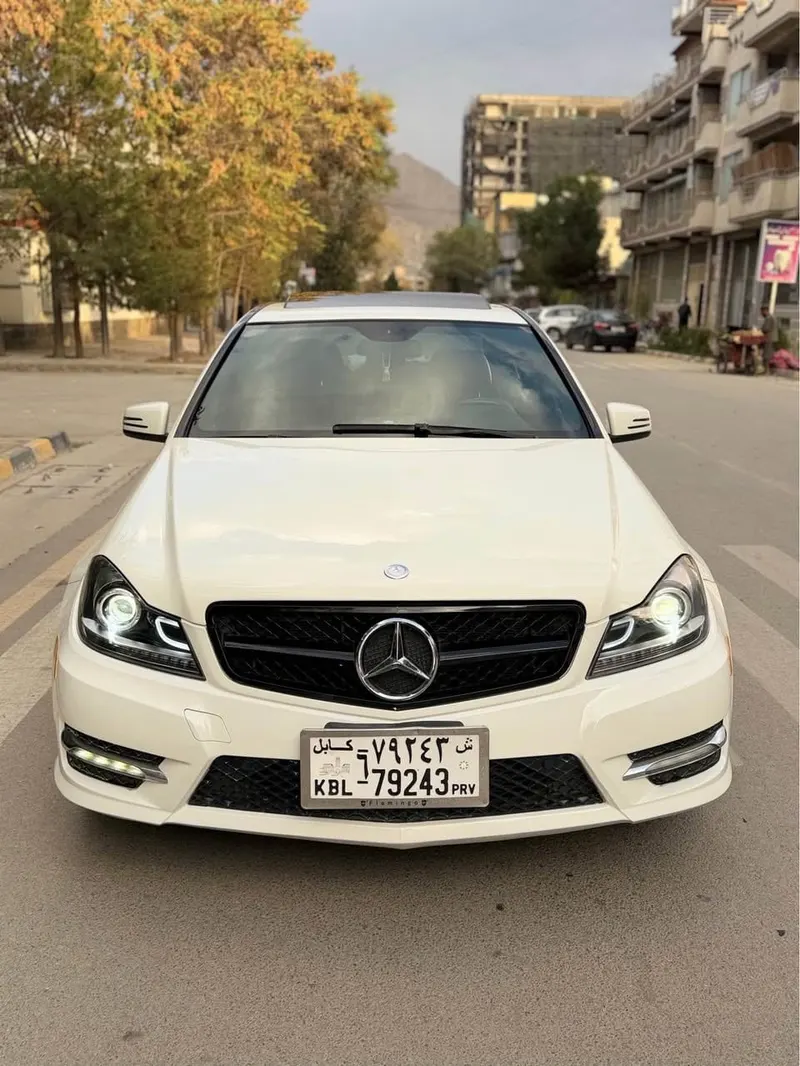 مرسدس بنز C250 سال 2012، سفید، تمام آپشن (2)