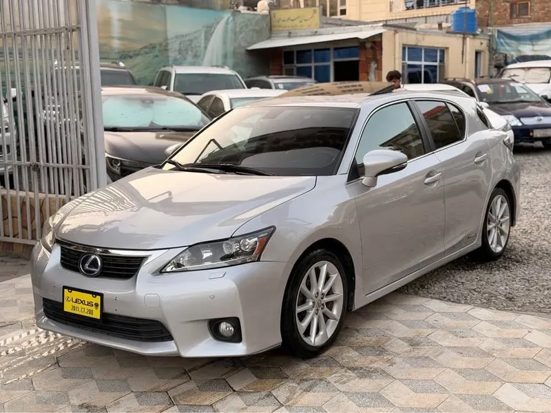 لکسس CT 200 Hybrid 2011 سلور اتومات (3)