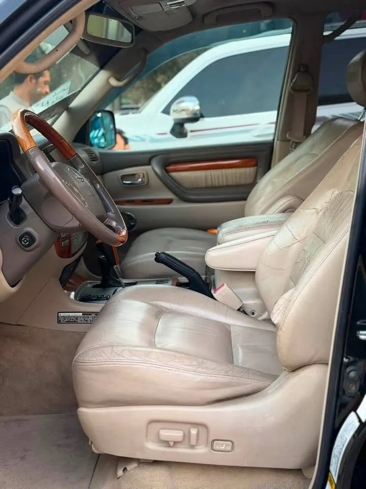 لکسوس LX 470 کال 2004، 8 سیلندر، شیشه سقف، چرمی (5)