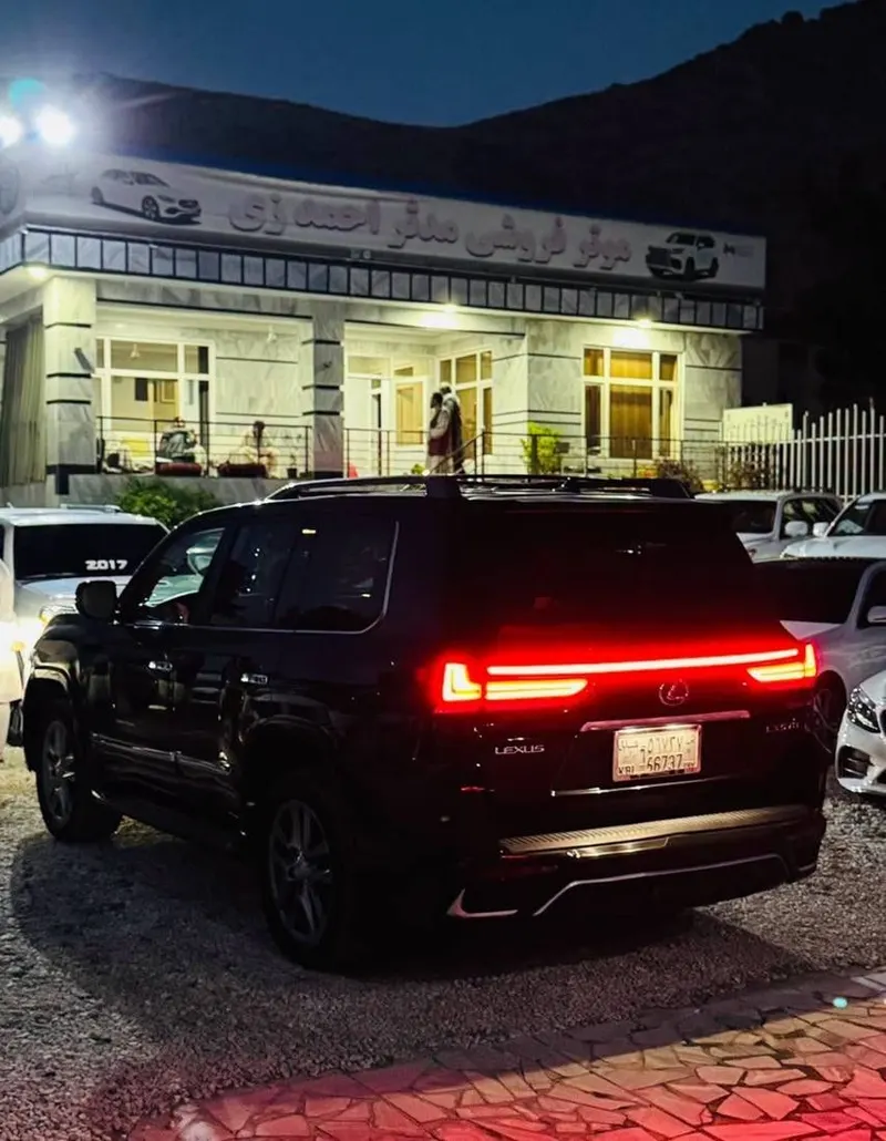 Lexus LX 570 2013 American Full Options (5)