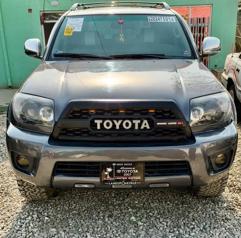 Toyota 4Runner 2007 SR5, 6-Cylinder, Automatic (2)