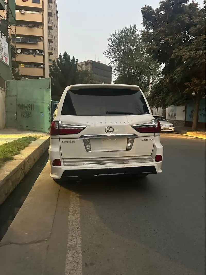 Lexus LX 570 2009 White American Version (5)