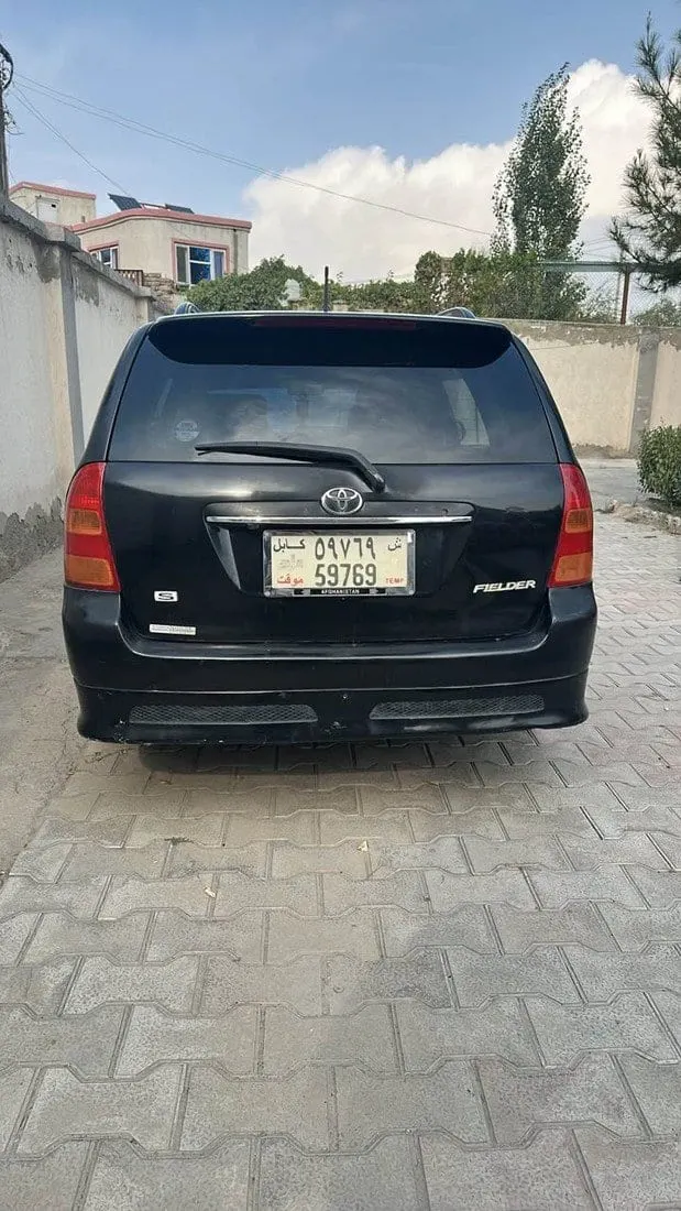 Toyota Fielder 2004 Automatic Black (3)