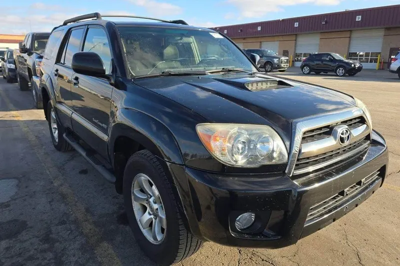 Toyota 4Runner Sport 2007, 130,000 km (1)