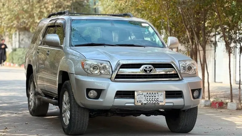 Toyota 4Runner 2003, 6-Cylinder Petrol, Clean Documents, No Accident (1)