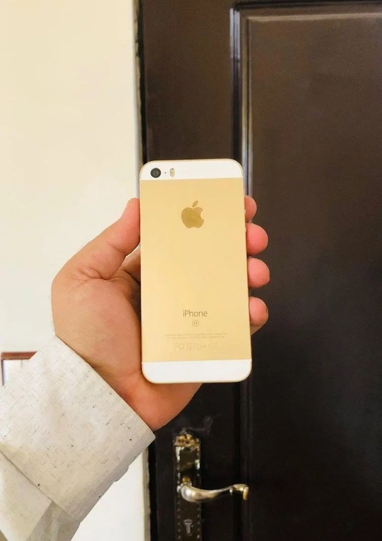 Apple iPhone 5SE 128GB Gold, Herat (1)