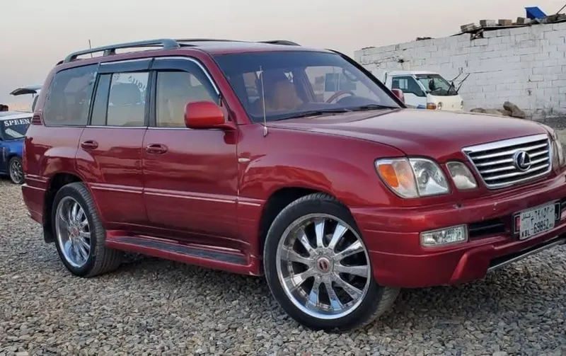 Toyota Land Cruiser 2000, Lexus LX470 Style, 8-Cylinder Automatic (1)