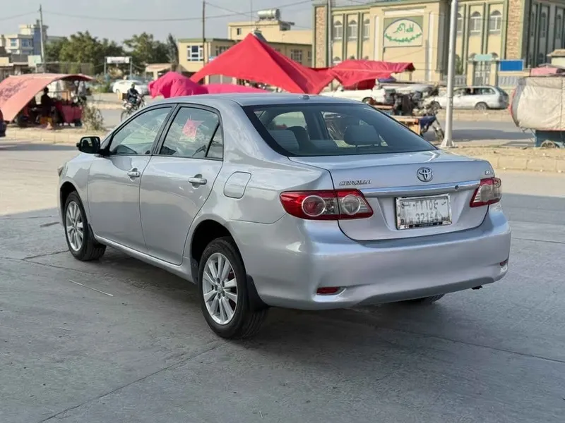 Toyota Corolla LE 2009, Facelift 2013, Silver (5)