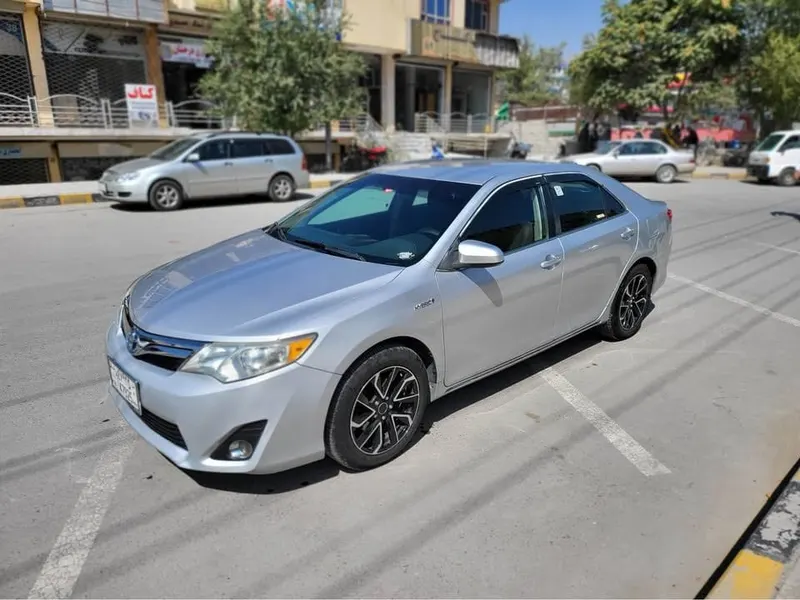 Toyota Camry Hybrid 2012, Silver, American Version, Full Option (5)