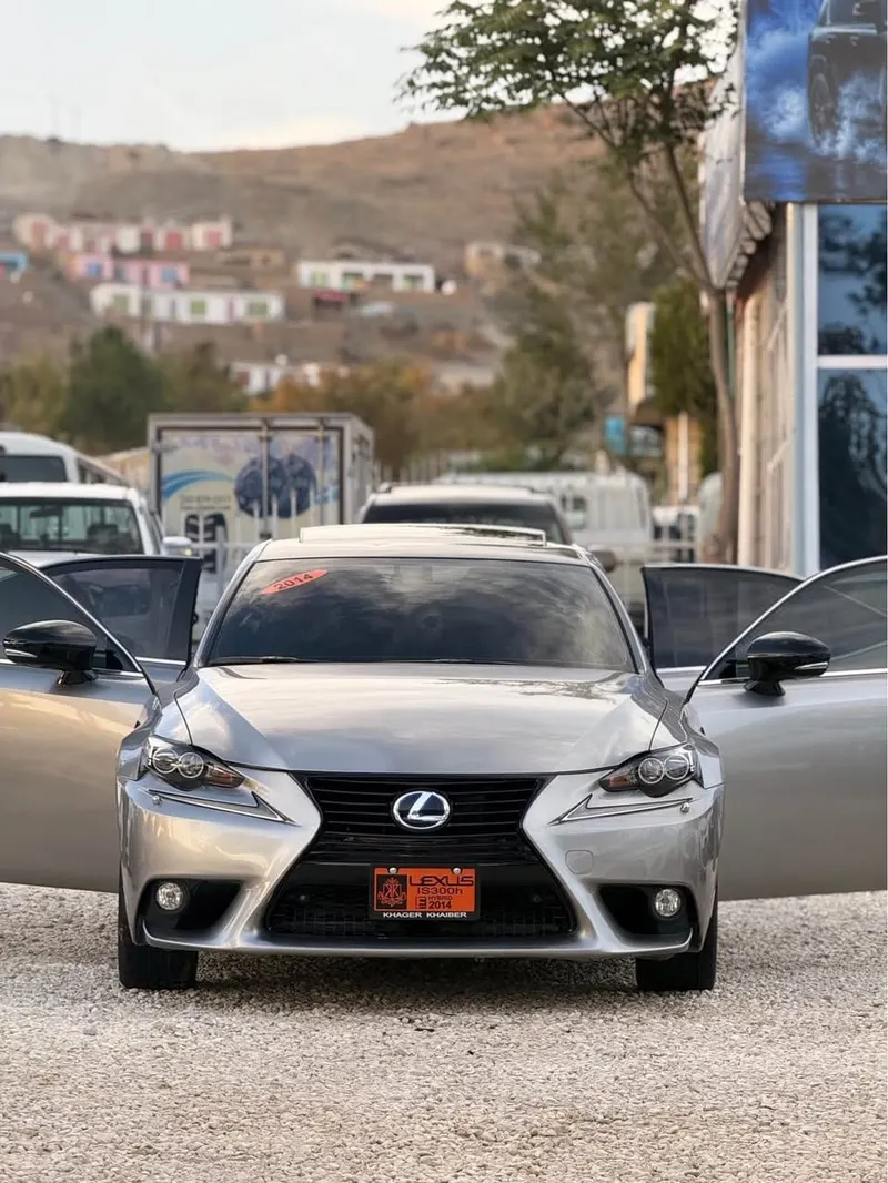 Lexus IS 300h Hybrid 2014, Warranty (5)