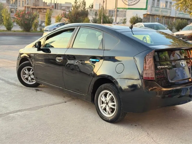تویوتا پریوس ۲۰۱۰ سیاه، هیبرید، کم مصرف، خانگی (4)