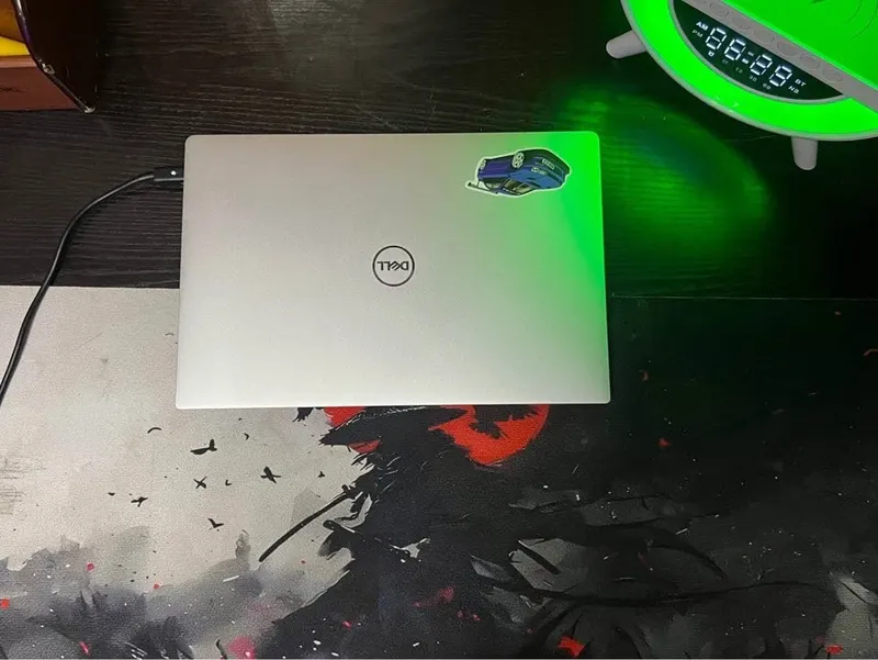 Dell XPS 13 9380 Laptop, Core i7 8th Gen, 16GB RAM, 512GB (2)