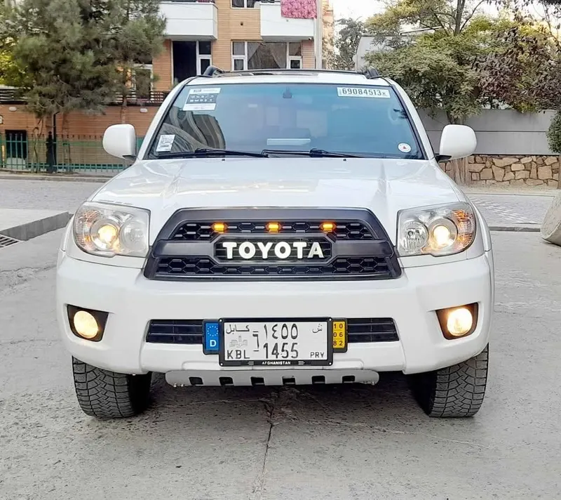 Toyota 4Runner 2007 American SR5 Sport, 6-Cylinder, Petrol (1)
