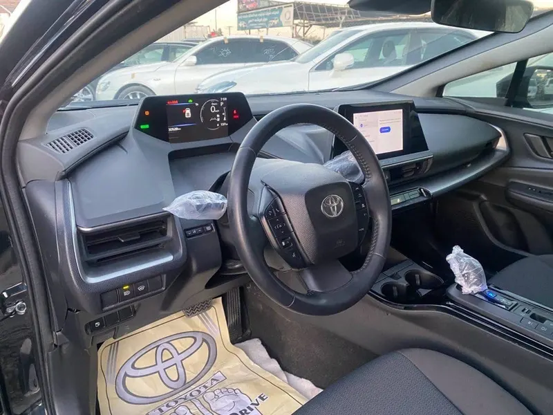 Toyota Prius 2025 Hybrid, Black, 2000cc, New Import (7)