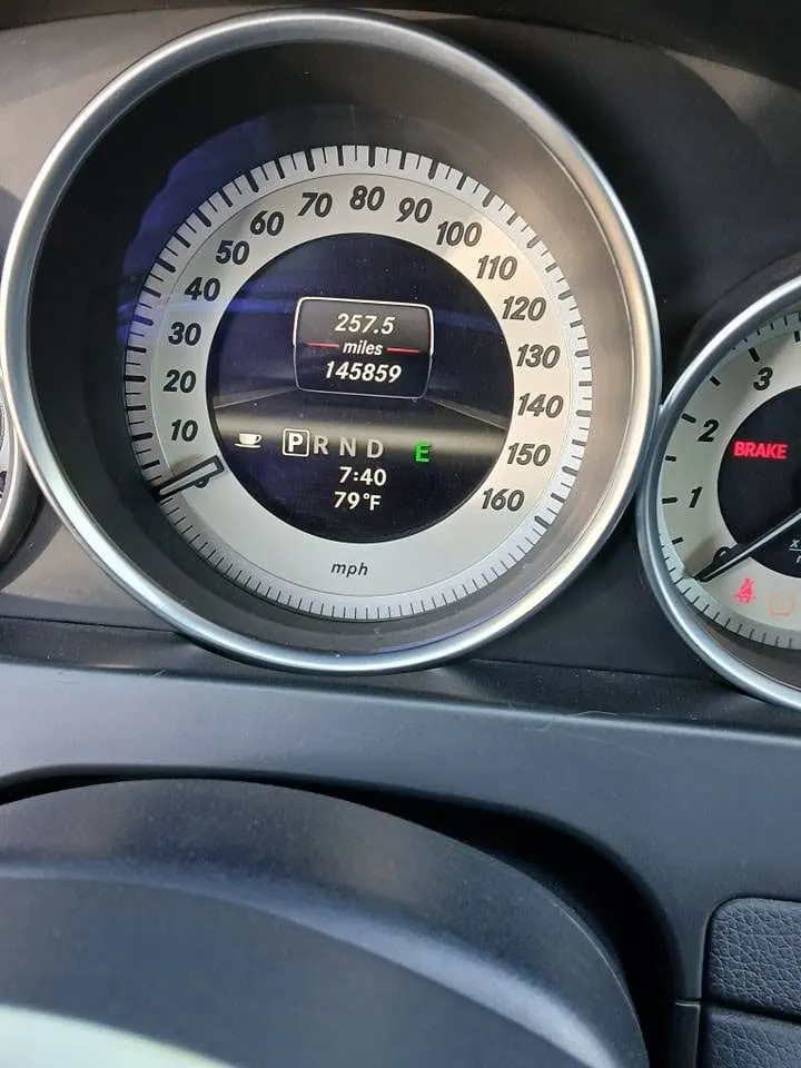 Mercedes-Benz C 250 2013 Full Option, Black (8)