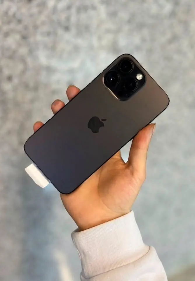 Apple iPhone 14 Pro Max 128GB, 94% Battery, 339 USD (2)
