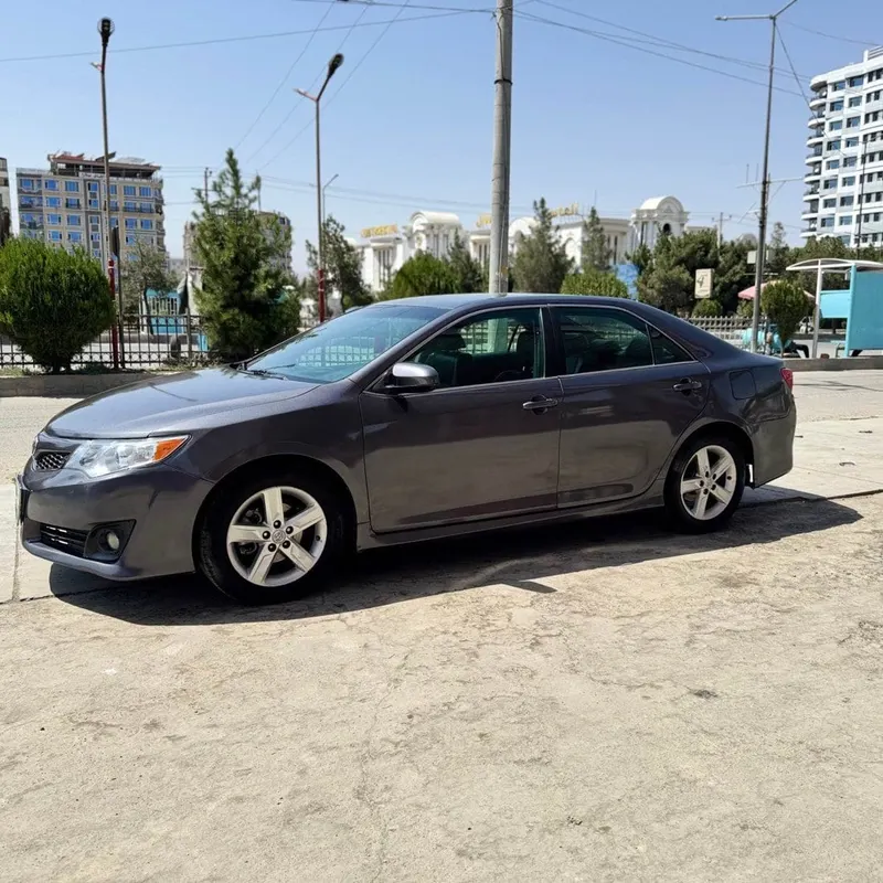 Toyota Camry SE Sport 2012, Clean Documents, No Accident (1)