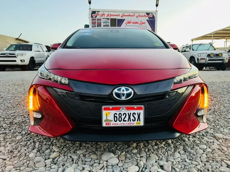 Toyota Prius Prime PHEV 2017, Hybrid, 1800cc, American (1)