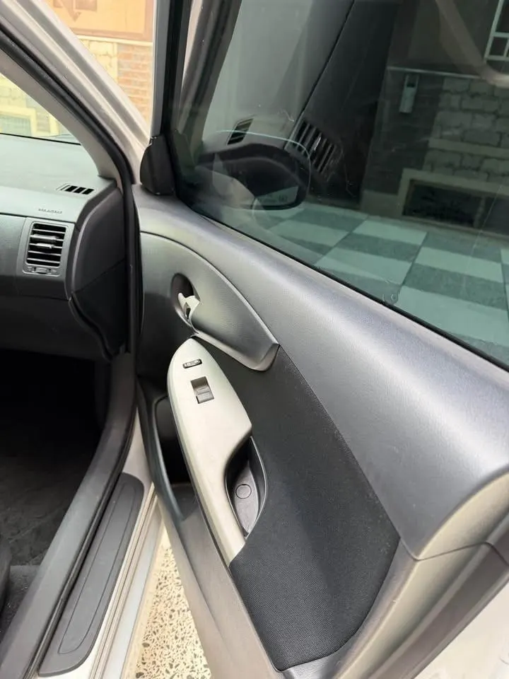Toyota Corolla S 2013, Silver, Sunroof, Imported Used (6)