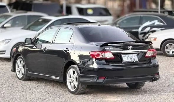 Toyota Corolla 2013 with S-Class options, no accident, American version (2)